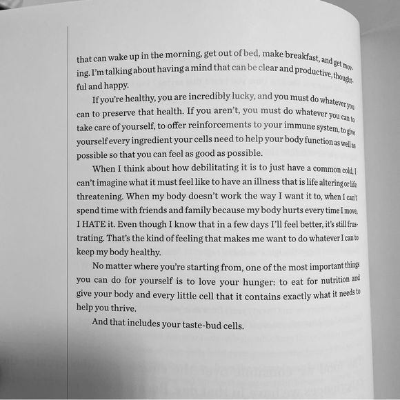 The BODY Book, Cameron Diaz, Soft Cover, 295 Pages, Health & Wellness, G… - Picture 12 of 15